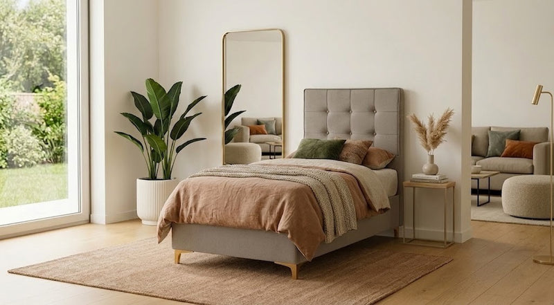 Lit Coffre Vision – Velours Taupe, Pieds Dorés, 160x200 cm - Vue d'ensemble